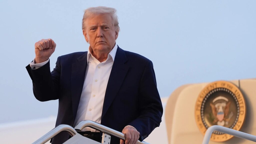 Trump blasts courtroom ruling on tariffs, criticizes Federalist Society’s Leonard Leo | Invesloan.com