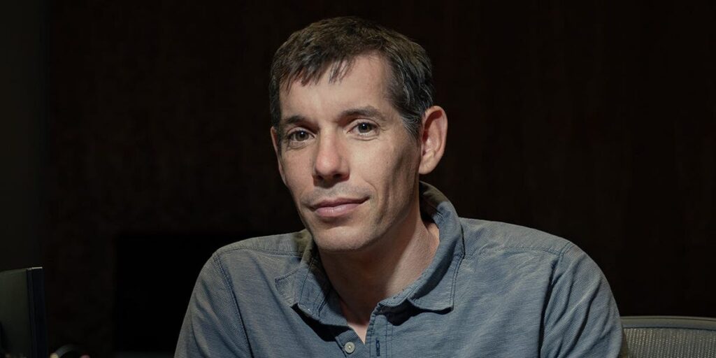 A Day within the Life of Professional Rock Climber Alex Honnold | Invesloan.com