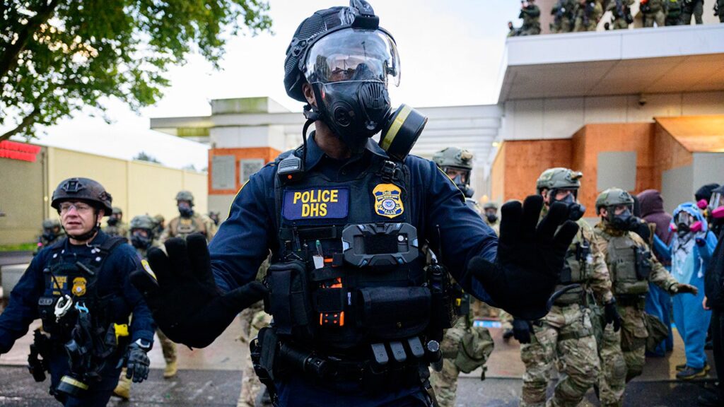 Trial in Oregon begins over Trump’s National Guard deployment to Portland | Invesloan.com