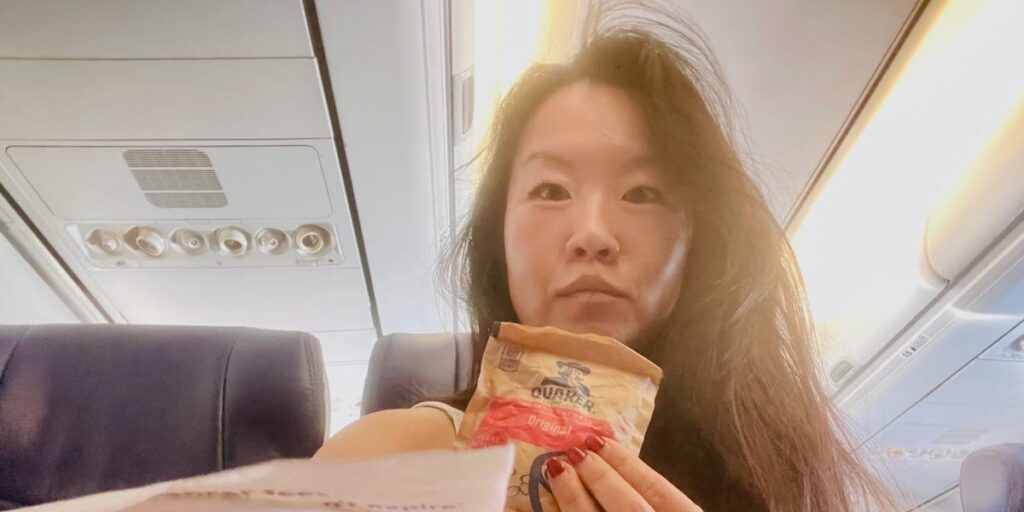 I Fly to Work Instead of Drive; Commuting by Plane Saves Money, Time | Invesloan.com