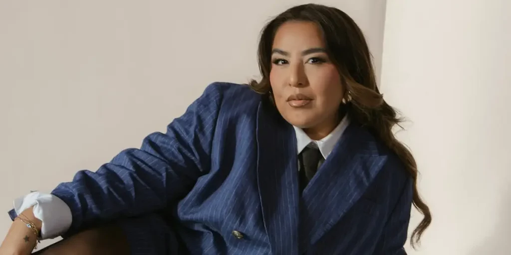 I Traded Fame for Freedom — and Built a $4 Million Company | Invesloan.com