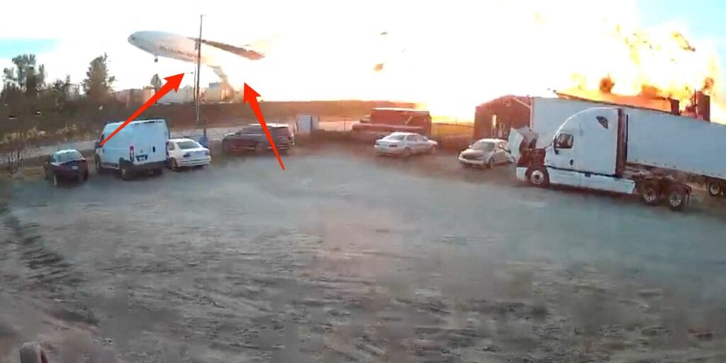 Left Engine of UPS Cargo Plane Detached From the Wing, Official Says | Invesloan.com