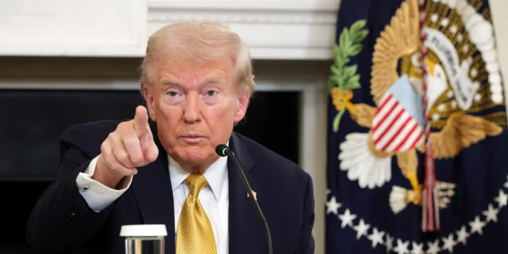 Trump Announces $2,000 Tariff Dividend for Most Americans | Invesloan.com