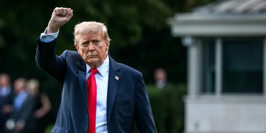 Trump Plan to Send $2,000 Checks to Americans Could Hurt in Long Run | Invesloan.com