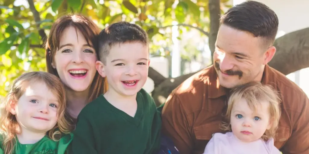 Mom of three Shares Go-to Grocery Items at Costco to Save Time and Money | Invesloan.com