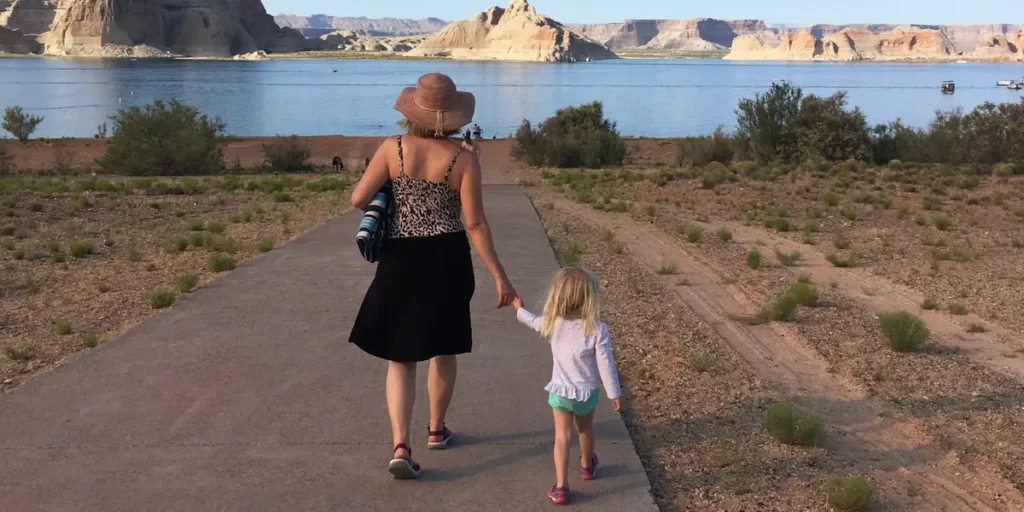 My Global Travels Helped Prepare Me for Motherhood in Unique Ways | Invesloan.com