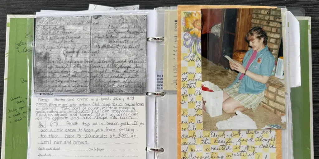 My Mom Gifted Me a Handmade Book With Recipes From Family and Friends | Invesloan.com