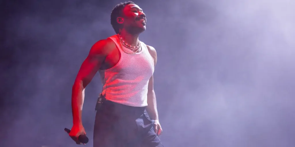 Donald Glover, Jamie Foxx Have Both Had Strokes within the Past: Symptoms | Invesloan.com