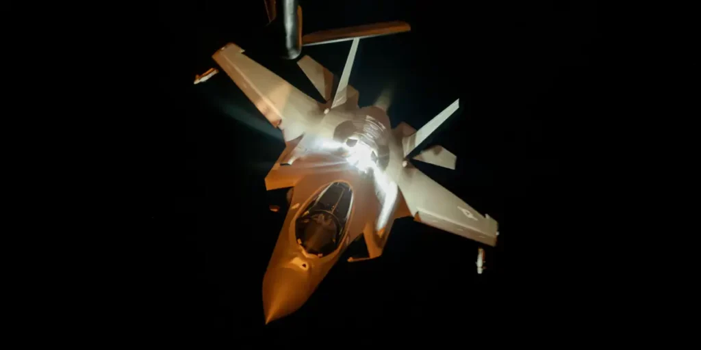 F-35s Flew Deep in Iran, Were Last Ones Out After Strikes: Commanders | Invesloan.com