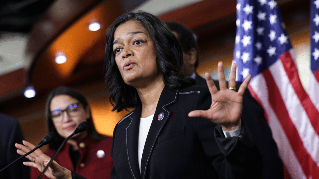 Rep Jayapal says Democrats should ‘stand sturdy’ amid shutdown disaster | Invesloan.com