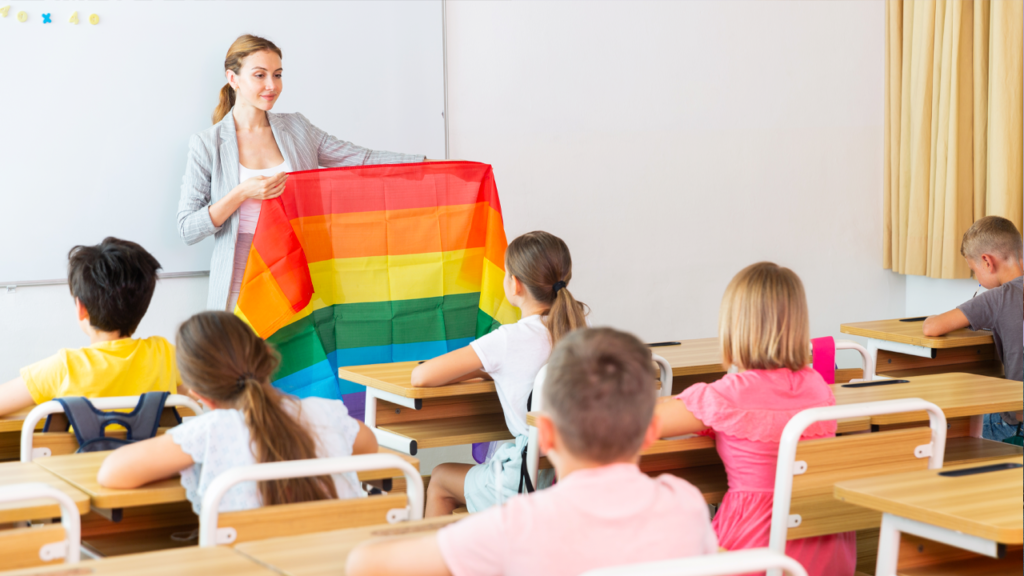 Parents group sounds alarm on LGBT curriculum in Chicago Public Schools | Invesloan.com