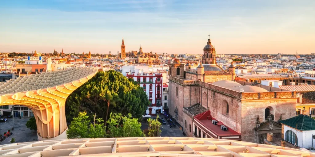 One Country I Visit Every Year, From Man Who’s Been to 140 Countries | Invesloan.com