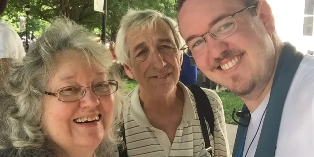 I Buried Myself in Work After Parents Died — I Had to Relearn Balance | Invesloan.com