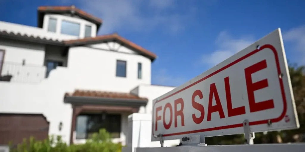 Wealthy Home Sellers Are Making Risky Offers to Drum up Buyer Interest | Invesloan.com