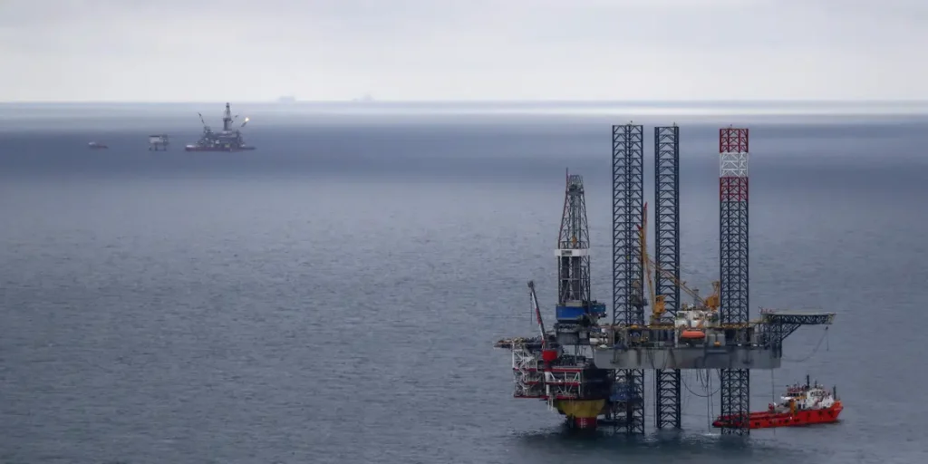 Ukrainian Drones Struck Russian Oil Platforms at Sea: Source | Invesloan.com