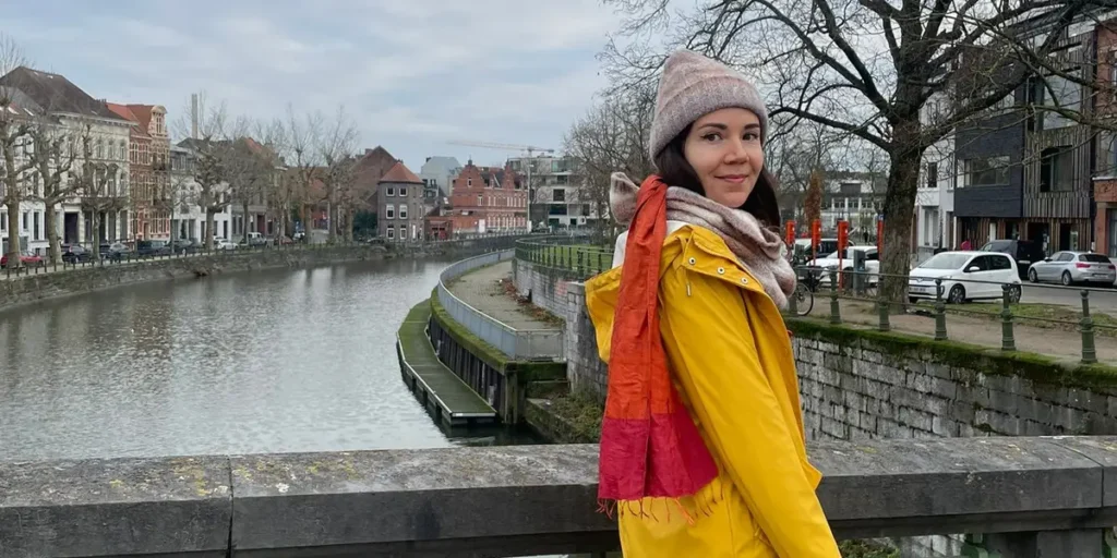 I’m in a Long-Term Relationship and Still Take Solo Trips; Good for Us | Invesloan.com