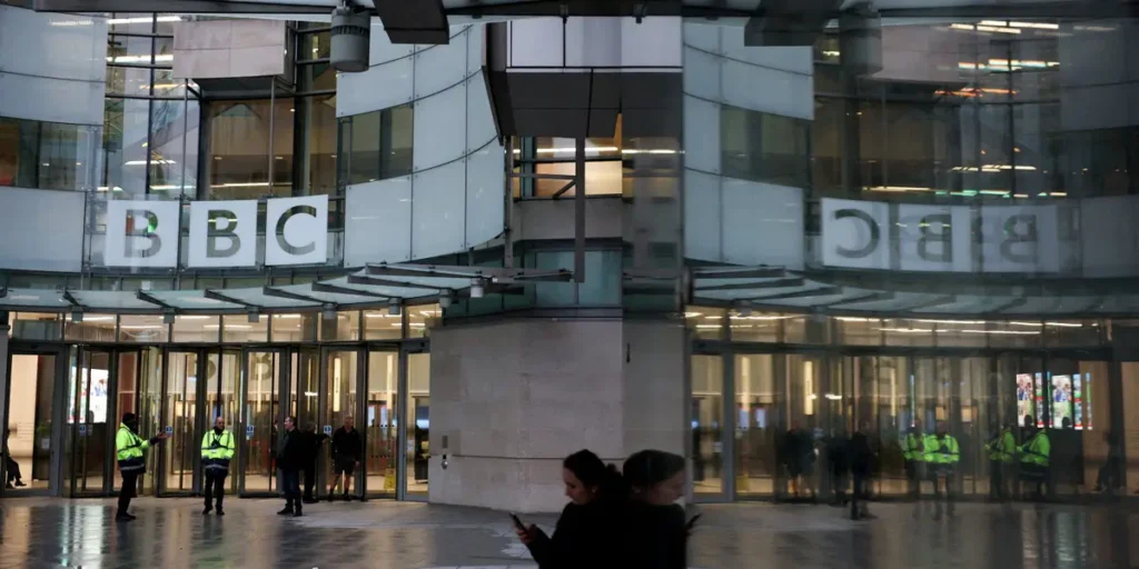 Trump Sues BBC for $5 Billion Over January 6 Documentary | Invesloan.com