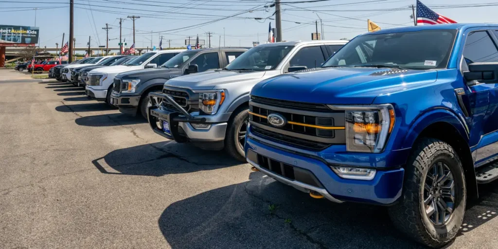 Ford Is Switching Gears From Large EVs | Invesloan.com