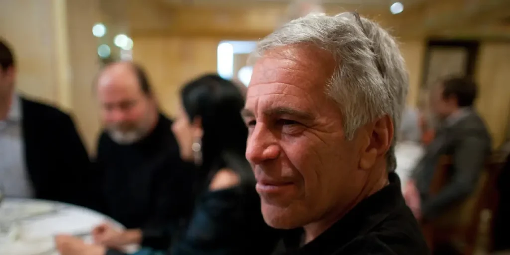 Epstein Photos Feature Sergey Brin and Bill Gates | Invesloan.com