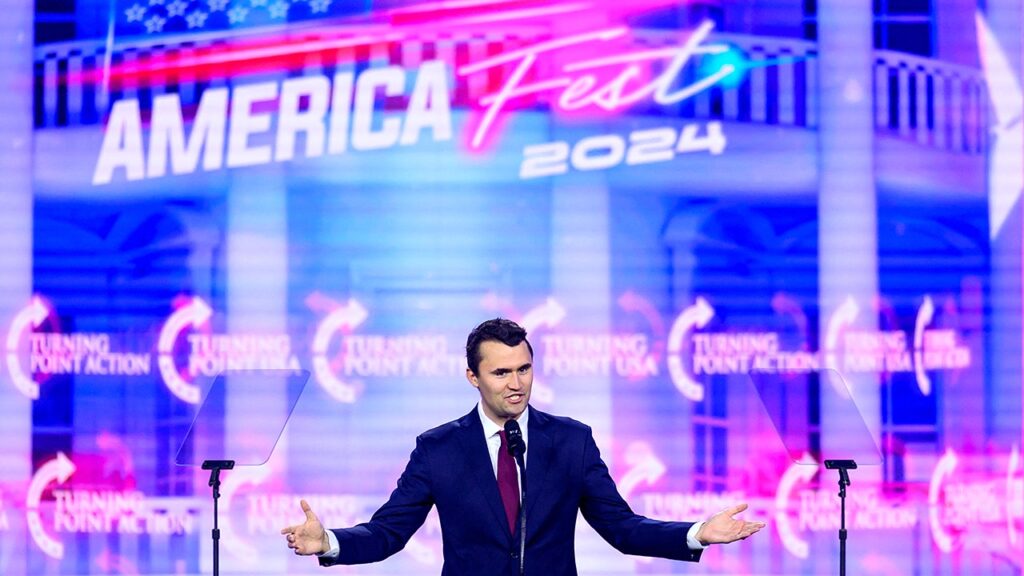 Conservative leaders collect for AmericaFest forward of 2026 midterms | Invesloan.com