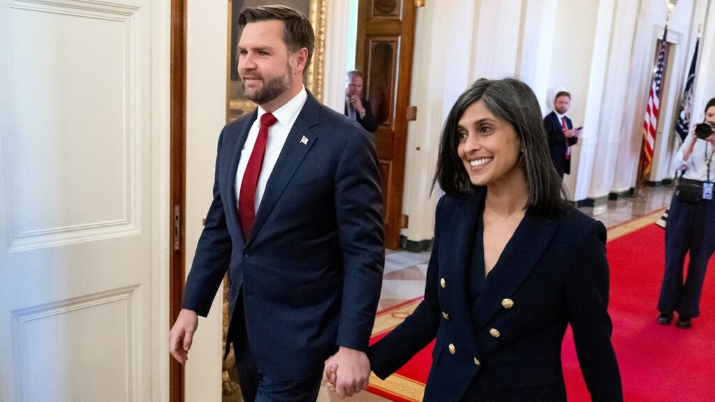 Vice President JD Vance has a message for individuals who assault his spouse | Invesloan.com