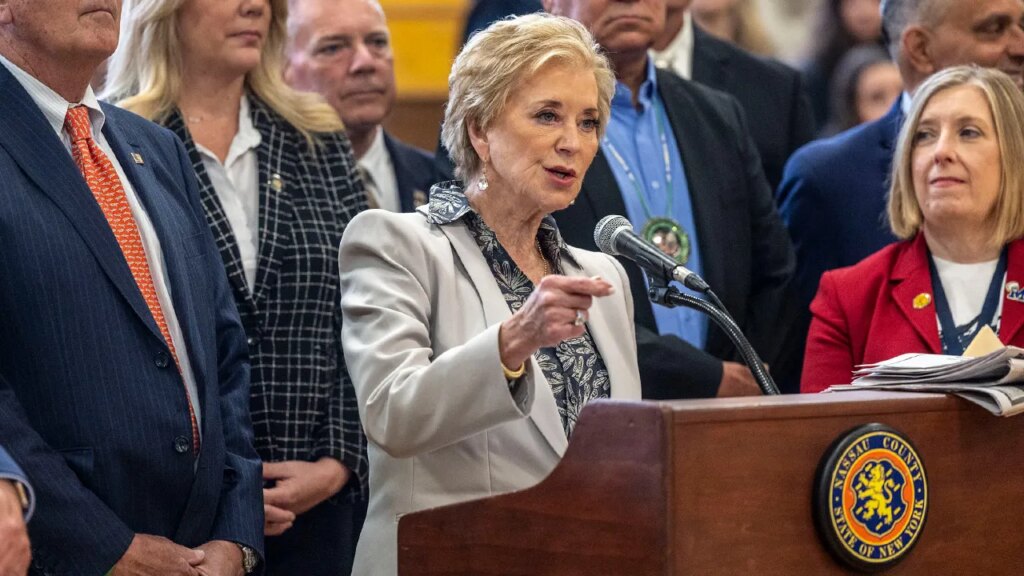 Trump administration stops $1 billion in scholar help fraud schemes | Invesloan.com