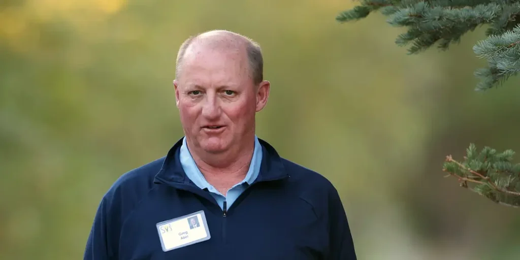 Berkshire Hathaway’s New CEO Has a Higher Salary Than Warren Buffett | Invesloan.com