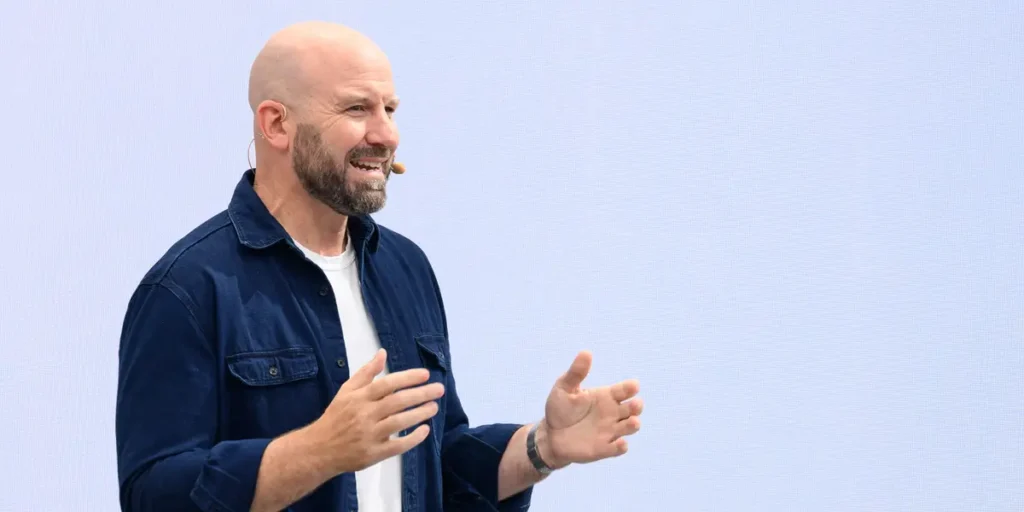 Meta CTO Andrew Bosworth Calls Crucial Reality Labs All-Hands Meeting | Invesloan.com