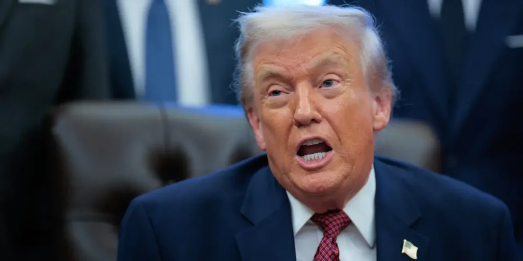 Trump Posted Jobs Data Early on Truth Social | Invesloan.com