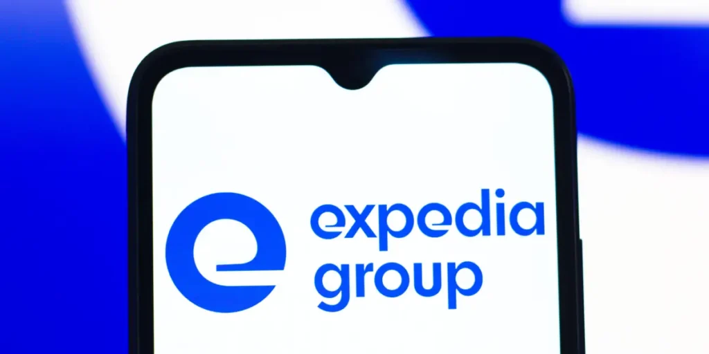 Expedia Cuts Roles, Says Its Simplifying Structure to ‘Move Faster’ | Invesloan.com