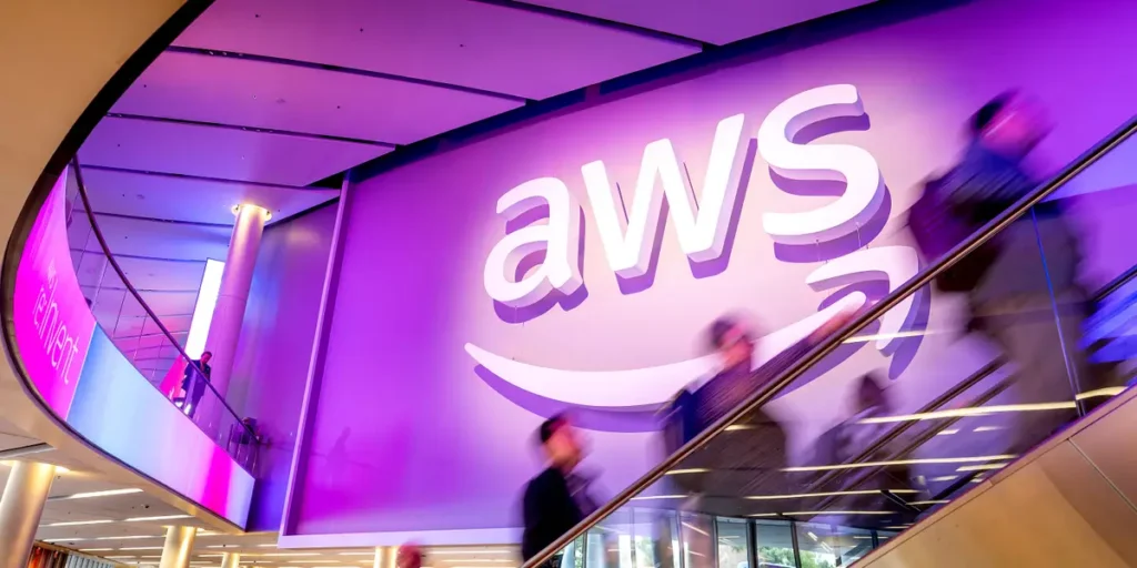 AWS VP Urges Staff to Use Tech for Efficiency in Layoff Memo | Invesloan.com