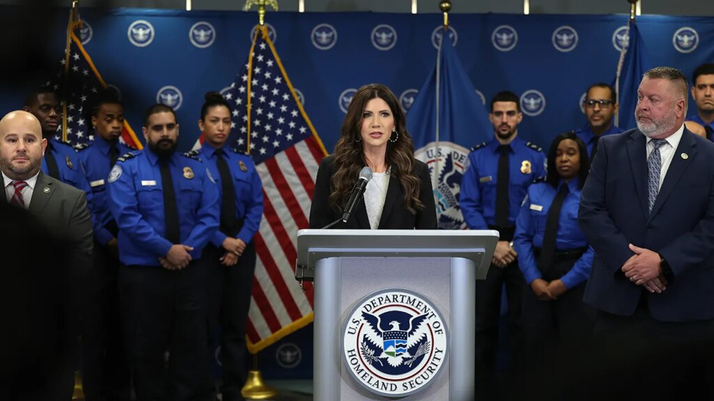 DHS Secretary Kristi Noem touts TSA operations at Miami International Airport | Invesloan.com