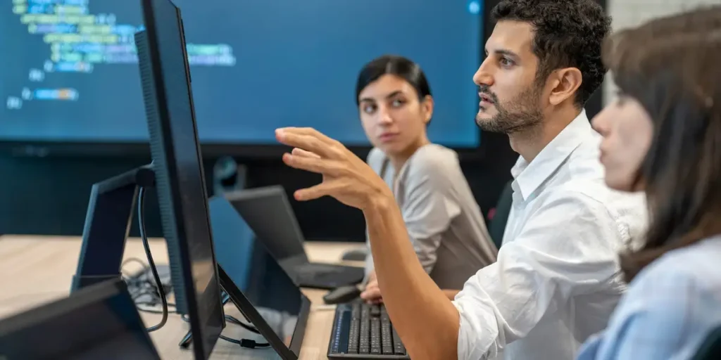 Canva, Meta, and Others Now Tell Some Job Candidates They Can Use AI | Invesloan.com