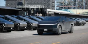 Tesla Is Dropping a Budget Version of the Cybertruck | Invesloan.com