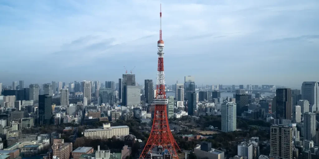 Toilet Maker and Seasoning Giant Are Japan’s Winners within the AI Boom | Invesloan.com