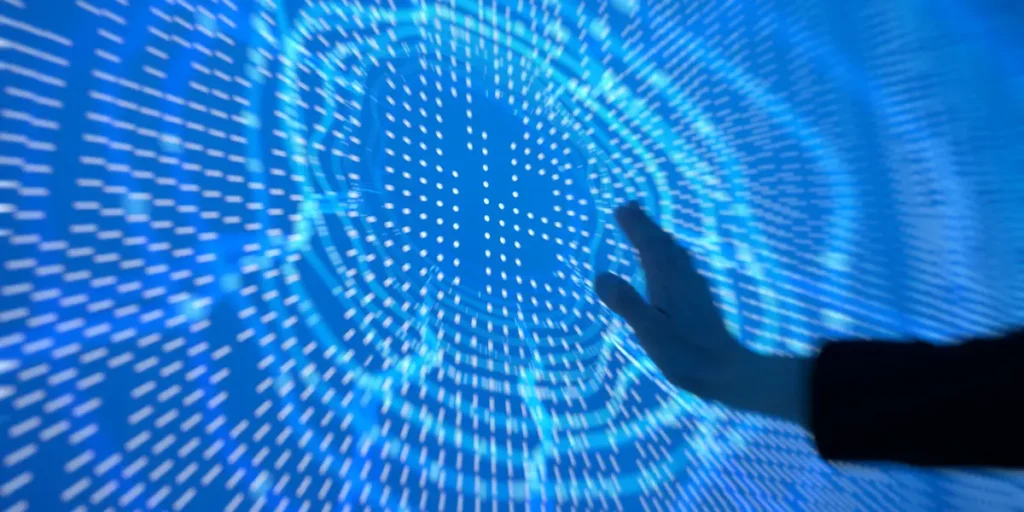 How Big Four Firm KPMG Is Protecting Itself From AI Agents Going Rogue | Invesloan.com