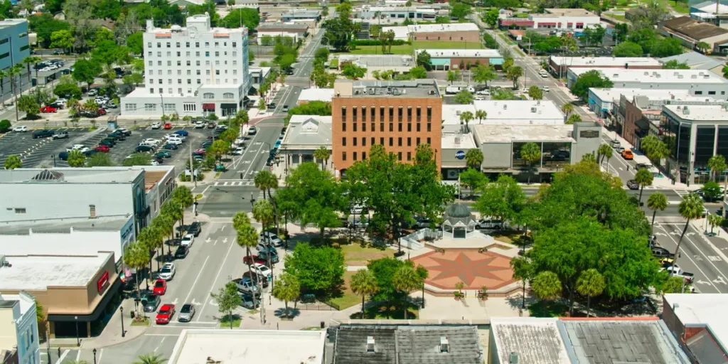 The Fastest-Growing and Fastest-Shrinking US Cities | Invesloan.com