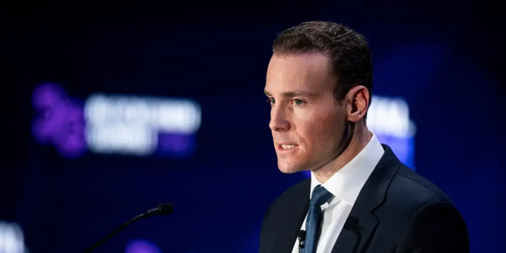 Judge Backs CFTC With Restraining Order in Arizona’s Kalshi Case | Invesloan.com