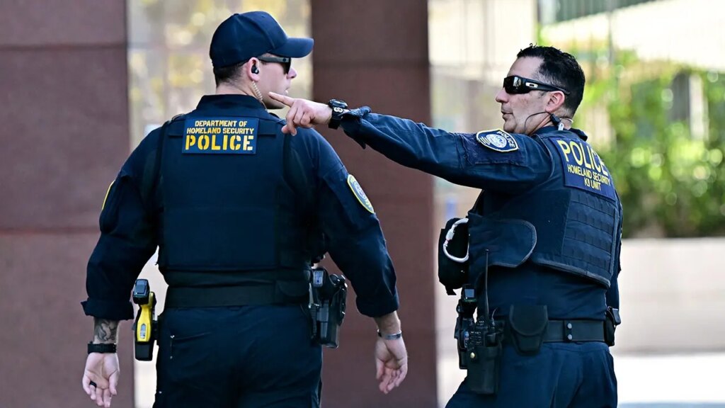 Colorado e-filing system reportedly requires attorneys to pledge to not help ICE | Invesloan.com