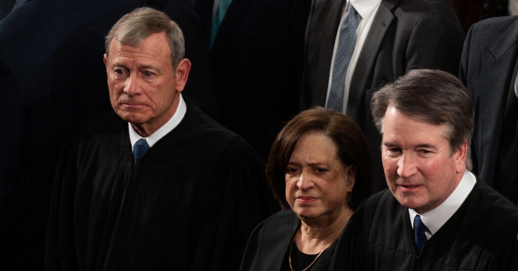 With Big Decisions Ahead, the Supreme Court Collides With a Testy Trump | Invesloan.com