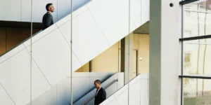 6 Ways to Help AI-Proof Your Job | Invesloan.com