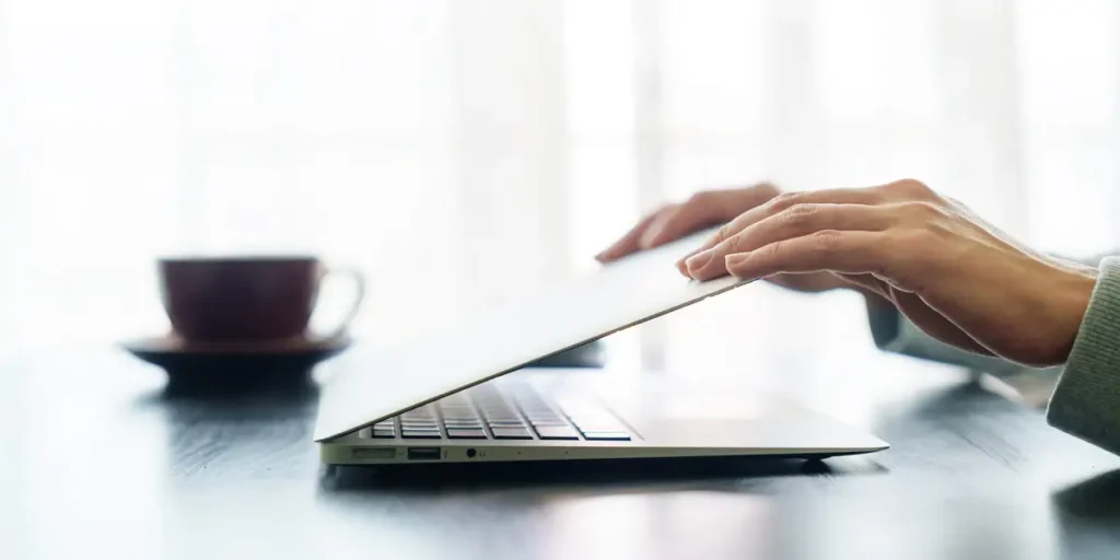 AI’s Newest Aesthetic Has Some People Upset | Invesloan.com