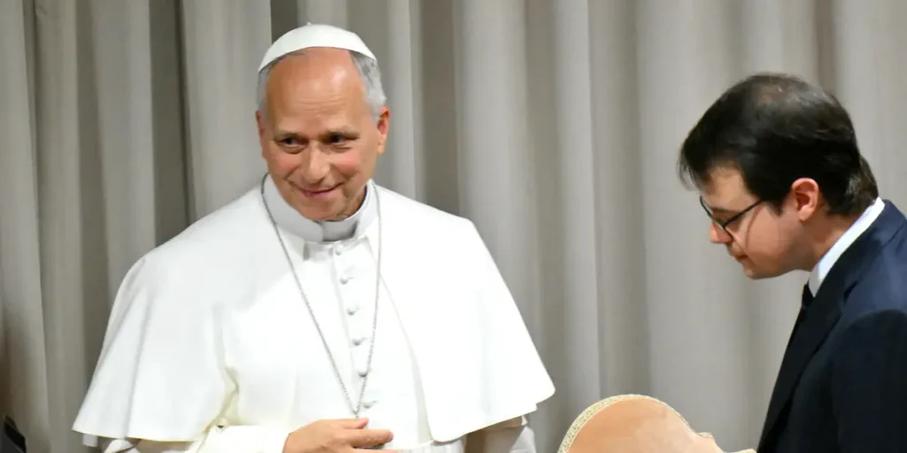 3 Big Takeaways From Pope Leo’s Letter on AI | Invesloan.com