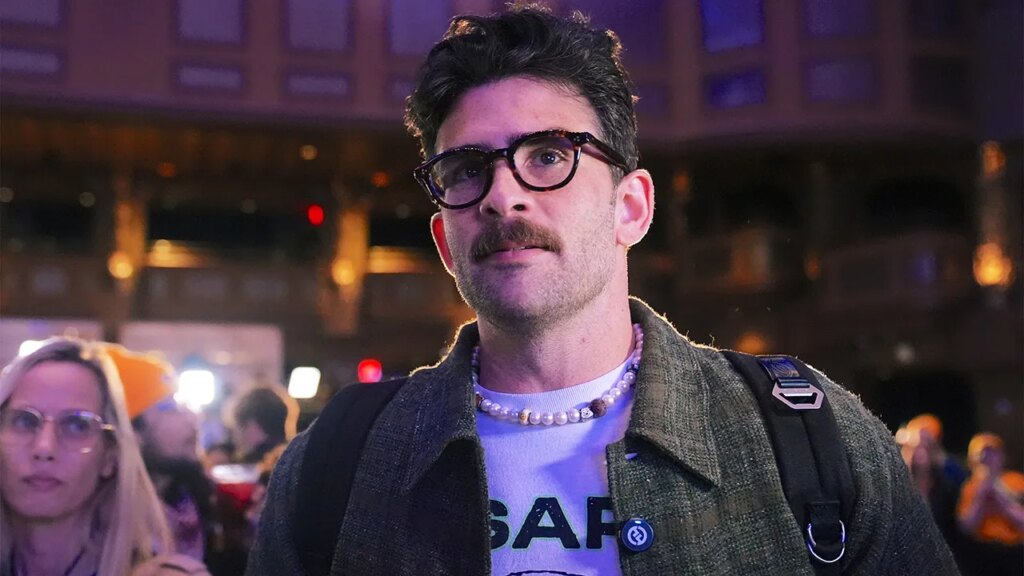 Influencer Hasan Piker defends Singham-funded community at ICE protest | Invesloan.com