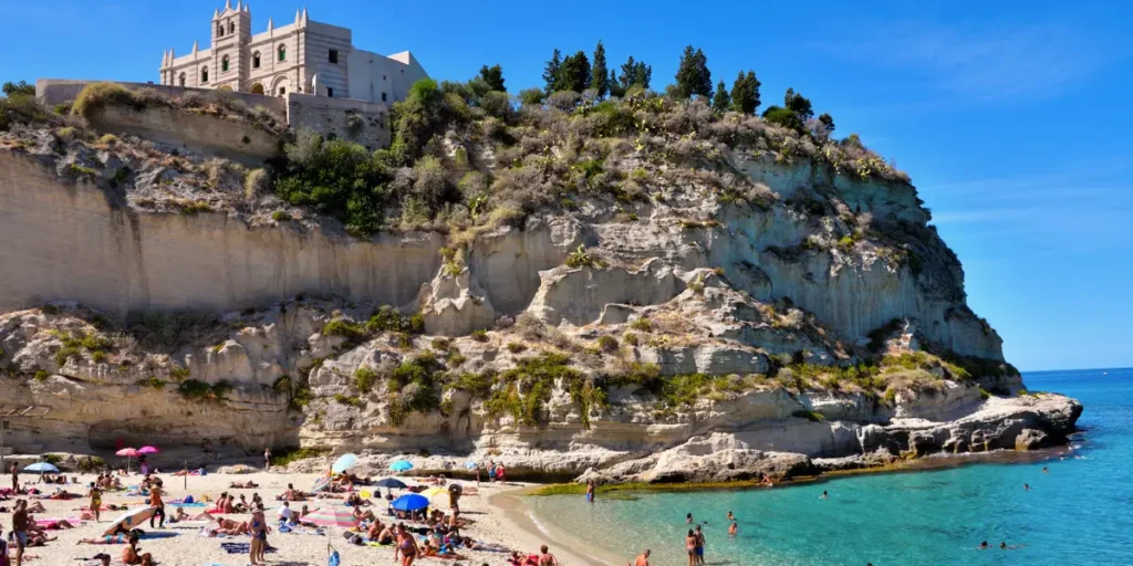 I Visited Calabria: Why It’s a Hidden Gem in Italy, Best Things to Do | Invesloan.com