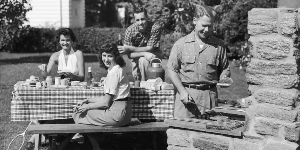 See What Summer Looked Like within the US in 33 Vintage Photos | Invesloan.com