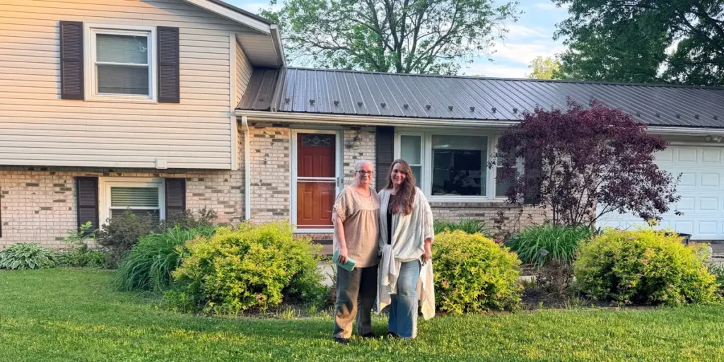 My Aging Mom Bought a House to Live in With Me and My Husband | Invesloan.com