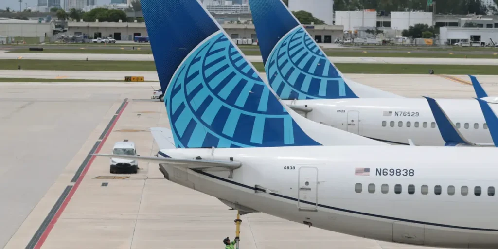 United Is Blocking Middle Seats on Its New Airbus A321XLRs | Invesloan.com