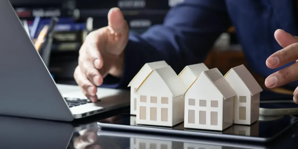 Real Estate Investors Share Passive Strategies: Syndications Pml | Invesloan.com