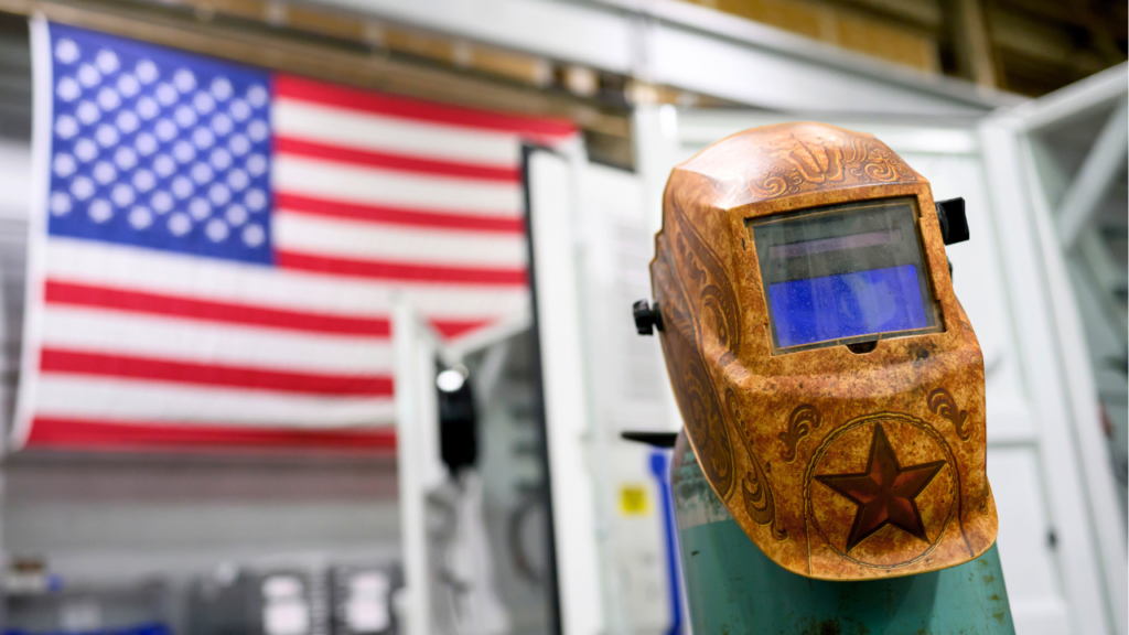 Trump tariffs value practically 1 million jobs in first 12 months, report finds | Invesloan.com